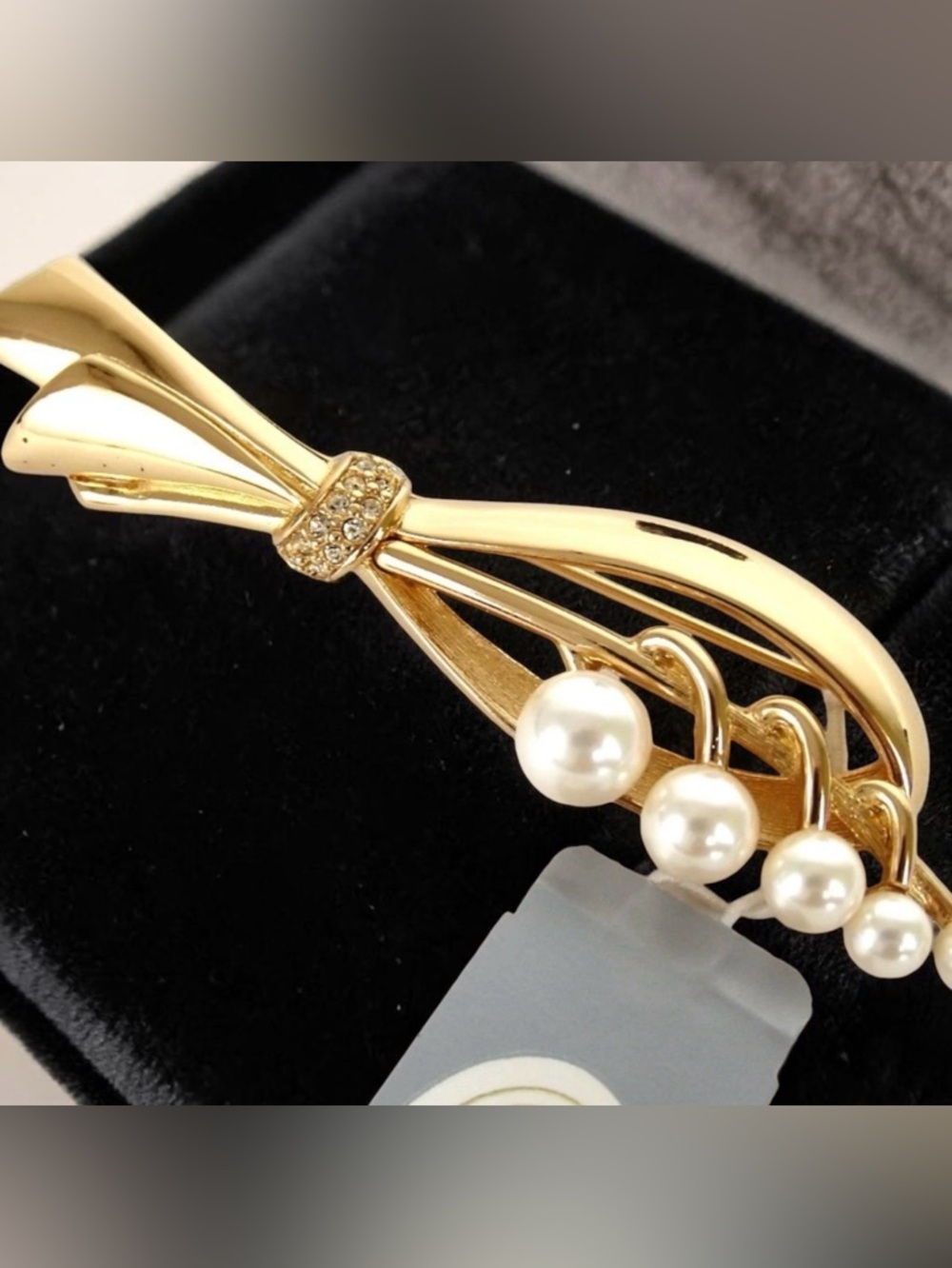 Christian Dior Pearl Brooch ✨🤩